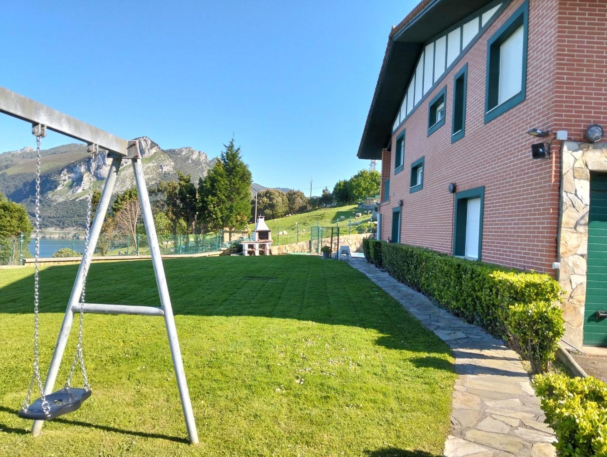 Villa La Ballena De Sonabia Orinon Exteriér fotografie